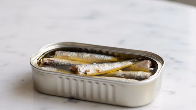 Sardina enlatada en aceite